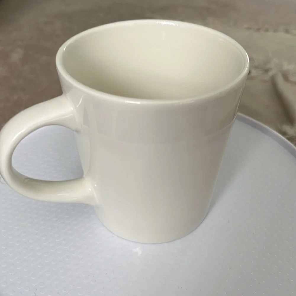 Williams Sonoma Rory Dabner “N” coffee mug
